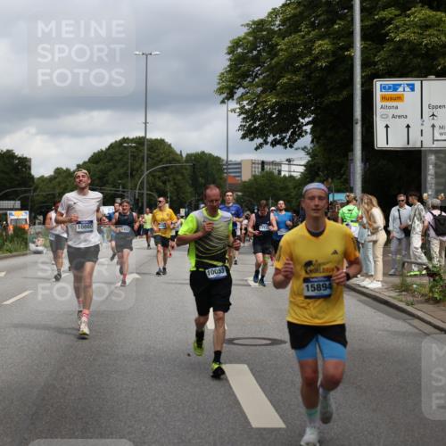 29.06.2025 - hella hamburg halbmarathon Yannick Fuchs http://msf.ph/oto/8183657 29.06.2025 10:43:23 20KM 1094, 1342, 1381, 1452, 1476, 2013, 2260, 2504, 2592, 2596, 2706, 2889, 3060, 4017, 4183, 4185, 4847, 4890, 5460, 5705, 6158, 7067, 7297, 8112, 8302, 8821, 9038, 9126, 9213, 9463, 9619, 9649, 9661, 9695, 10053, 10184, 10859, 10860, 11340, 11519, 11579, 11679, 11779, 11977, 12094, 12421, 12533, 13009, 13183, 13233, 13269, 13450, 13688, 15384, 15422, 15523, 15857, 15894, 16114, 16369, 16592, 16627, 16731, 17173, 17632, 18842, 18873, 18887 meine-sportfotos.de