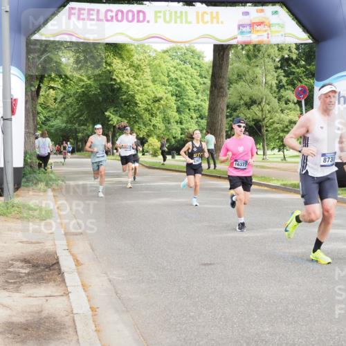 29.06.2025 - hella hamburg halbmarathon MichiJ http://msf.ph/oto/8183701 29.06.2025 10:17:52 Zwischen KM18-KM19 4678, 7651, 8731, 10106, 12529, 15576, 16377, 18567 meine-sportfotos.de