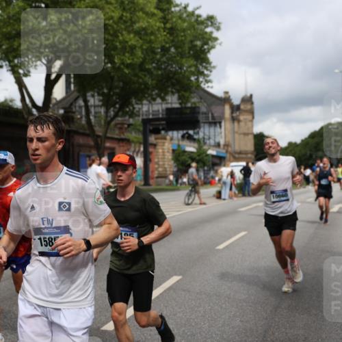 29.06.2025 - hella hamburg halbmarathon Yannick Fuchs http://msf.ph/oto/8183756 29.06.2025 10:43:25 20KM 1094, 1342, 1381, 1452, 1476, 2013, 2504, 2592, 2596, 2706, 2889, 2937, 3060, 4017, 4183, 4185, 4847, 4890, 5460, 5705, 6158, 7067, 7297, 8112, 8302, 8821, 9038, 9126, 9213, 9463, 9619, 9649, 9661, 9695, 10053, 10184, 10859, 10860, 11340, 11519, 11579, 11679, 11779, 11977, 12094, 12421, 12533, 12670, 13233, 13269, 13688, 14526, 15384, 15422, 15523, 15857, 15894, 16114, 16369, 16592, 16627, 16731, 17173, 17632, 18842, 18873, 18887 meine-sportfotos.de
