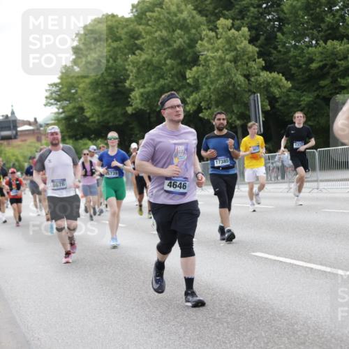 29.06.2025 - hella hamburg halbmarathon Jannik Wohlers http://msf.ph/oto/8183884 29.06.2025 10:23:21 Lombardsbrücke 1304, 1545, 2125, 2489, 4122, 4391, 4646, 4990, 5055, 5160, 5358, 5406, 6747, 8031, 8149, 8181, 8676, 9603, 9715, 10649, 11044, 11300, 11454, 11793, 13149, 14521, 15739, 15853, 16251, 16331, 17199, 17385, 17513, 18091, 18314, 18745, 18865, 18998, 19017 meine-sportfotos.de