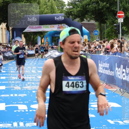 29.06.2025 - hella hamburg halbmarathon Zöllner http://msf.ph/oto/8183910 29.06.2025 10:33:03 Ziel 4463, 11169, 18679 meine-sportfotos.de
