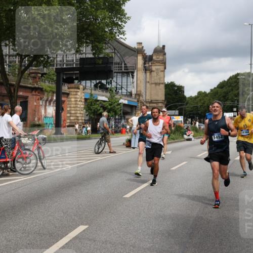 29.06.2025 - hella hamburg halbmarathon Yannick Fuchs http://msf.ph/oto/8183946 29.06.2025 10:43:26 20KM 1094, 1342, 1381, 1452, 1476, 2013, 2504, 2592, 2596, 2706, 2889, 2937, 3060, 4017, 4183, 4185, 4832, 4847, 4890, 5460, 5705, 6158, 7067, 7297, 8112, 8302, 8821, 9038, 9126, 9213, 9463, 9619, 9649, 9695, 9924, 10053, 10184, 10859, 10860, 11340, 11519, 11579, 11679, 11779, 11819, 11977, 12094, 12421, 12533, 12670, 13233, 13269, 13688, 14526, 15422, 15523, 15857, 15894, 16114, 16369, 16592, 16627, 16731, 17173, 17632, 18058, 18842, 18873, 18887 meine-sportfotos.de
