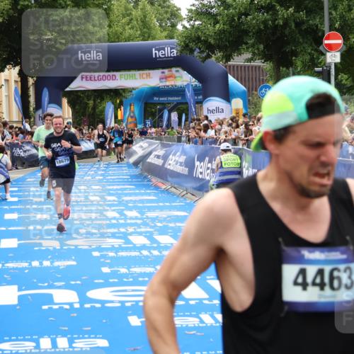 29.06.2025 - hella hamburg halbmarathon Zöllner http://msf.ph/oto/8183949 29.06.2025 10:33:04 Ziel 11169, 18679 meine-sportfotos.de
