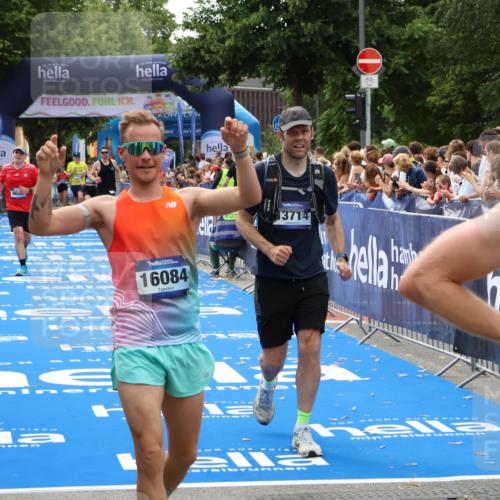 29.06.2025 - hella hamburg halbmarathon Zöllner http://msf.ph/oto/8184087 29.06.2025 10:41:44 Ziel 1512, 1763, 9640, 13714, 14346, 15535 meine-sportfotos.de