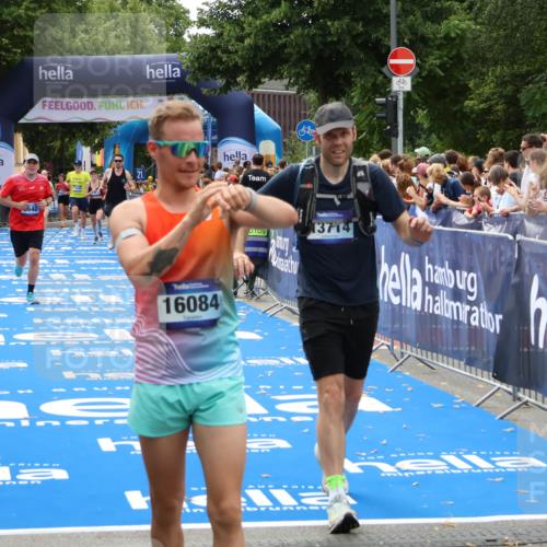 29.06.2025 - hella hamburg halbmarathon Zöllner http://msf.ph/oto/8184097 29.06.2025 10:41:44 Ziel 1512, 1763, 9640, 13714, 14346, 15535 meine-sportfotos.de