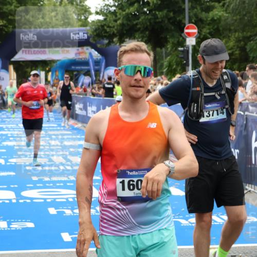 29.06.2025 - hella hamburg halbmarathon Zöllner http://msf.ph/oto/8184133 29.06.2025 10:41:45 Ziel 1512, 1763, 9640, 13714, 14346, 15535 meine-sportfotos.de