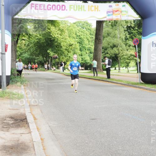 29.06.2025 - hella hamburg halbmarathon MichiJ http://msf.ph/oto/8184301 29.06.2025 10:18:06 Zwischen KM18-KM19 1953, 3075 meine-sportfotos.de