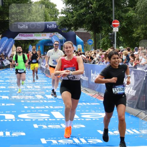29.06.2025 - hella hamburg halbmarathon Zöllner http://msf.ph/oto/8184354 29.06.2025 10:41:57 Ziel 1169, 7092, 8694, 11765, 15521, 15935, 16507 meine-sportfotos.de