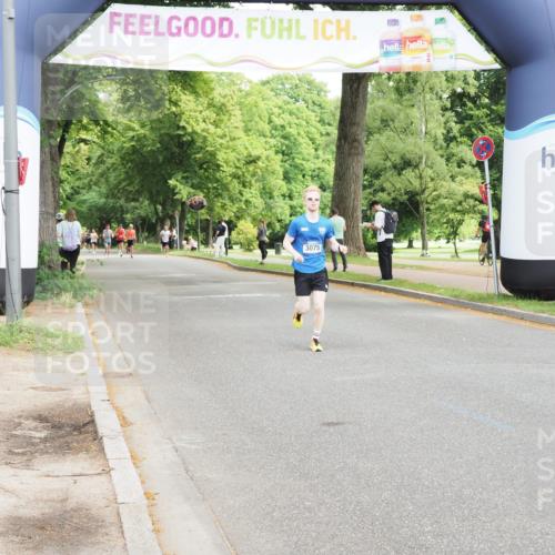 29.06.2025 - hella hamburg halbmarathon MichiJ http://msf.ph/oto/8184357 29.06.2025 10:18:06 Zwischen KM18-KM19 1953, 3075 meine-sportfotos.de