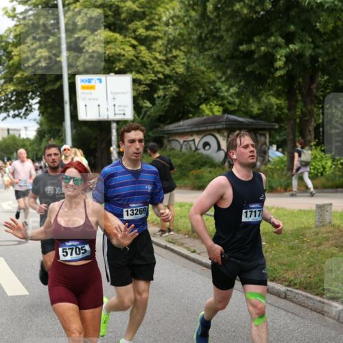29.06.2025 - hella hamburg halbmarathon Yannick Fuchs http://msf.ph/oto/8184416 29.06.2025 10:43:29 20KM 1094, 1342, 1381, 1452, 1476, 2013, 2504, 2592, 2596, 2706, 2889, 2937, 3060, 4017, 4183, 4185, 4832, 5460, 5705, 6158, 7067, 7297, 7332, 8112, 8302, 8821, 9038, 9126, 9213, 9463, 9619, 9649, 9695, 9924, 10053, 10184, 10859, 10860, 11340, 11519, 11579, 11679, 11779, 11819, 11977, 12094, 12421, 12533, 12670, 13233, 13269, 13688, 14526, 15422, 15523, 15857, 15894, 16114, 16369, 16627, 16653, 16731, 16891, 17173, 17632, 17753, 18058, 18842, 18873 meine-sportfotos.de