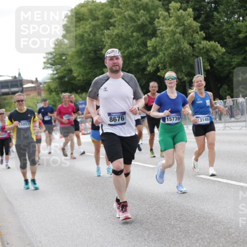 29.06.2025 - hella hamburg halbmarathon Jannik Wohlers http://msf.ph/oto/8184437 29.06.2025 10:23:23 Lombardsbrücke 1304, 1545, 2125, 2489, 4122, 4646, 4990, 5055, 5160, 5358, 6747, 8031, 8149, 8181, 8502, 8676, 9217, 9603, 9715, 10649, 11044, 11300, 11454, 11793, 13149, 14521, 15739, 15853, 16331, 17385, 17513, 18091, 18314, 18745, 18865, 18998, 19017 meine-sportfotos.de