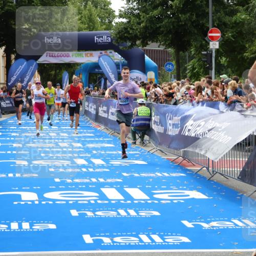29.06.2025 - hella hamburg halbmarathon Zöllner http://msf.ph/oto/8184477 29.06.2025 10:42:01 Ziel 1169, 5690, 6593, 7363, 8694, 12292, 13196, 15846, 16507, 17926, 18920, 19046 meine-sportfotos.de