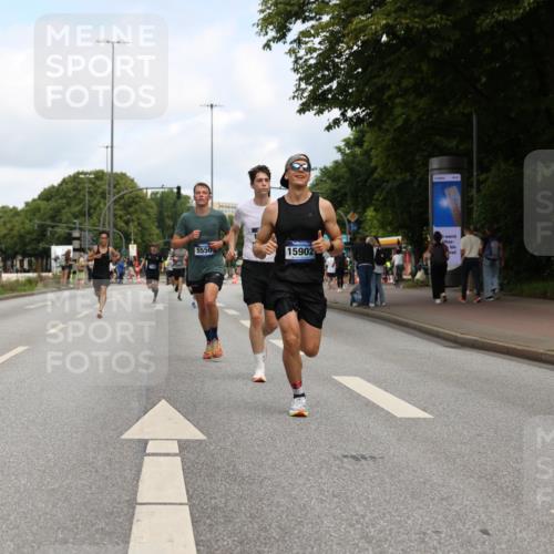 29.06.2025 - hella hamburg halbmarathon Yannick Fuchs http://msf.ph/oto/8184601 29.06.2025 10:29:12 20KM 1002, 1080, 3005, 5048, 5152, 5550, 6878, 7534, 7628, 7884, 7901, 9519, 9686, 11019, 11202, 11230, 11661, 15902, 16417, 17014, 18026, 18837 meine-sportfotos.de