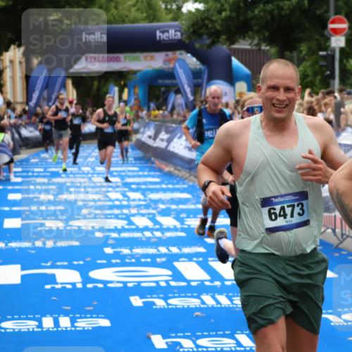 29.06.2025 - hella hamburg halbmarathon Zöllner http://msf.ph/oto/8184659 29.06.2025 10:33:17 Ziel 1910, 1959, 6473, 7723, 9047, 14167, 17175, 18455 meine-sportfotos.de
