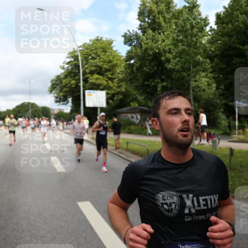 29.06.2025 - hella hamburg halbmarathon Yannick Fuchs http://msf.ph/oto/8184763 29.06.2025 10:43:30 20KM 1094, 1342, 1381, 1452, 1476, 2013, 2504, 2592, 2596, 2706, 2889, 2937, 3060, 4017, 4183, 4185, 4832, 5460, 5705, 6158, 7067, 7297, 7332, 8112, 8302, 8437, 8821, 9038, 9126, 9213, 9463, 9619, 9649, 9695, 9924, 10053, 10184, 10859, 10860, 11340, 11519, 11579, 11679, 11779, 11819, 11977, 12094, 12421, 12533, 12670, 13233, 13269, 13688, 14526, 15422, 15523, 15857, 15894, 16114, 16369, 16627, 16653, 16731, 16891, 17173, 17632, 17753, 18058, 18842, 18873, 19109 meine-sportfotos.de
