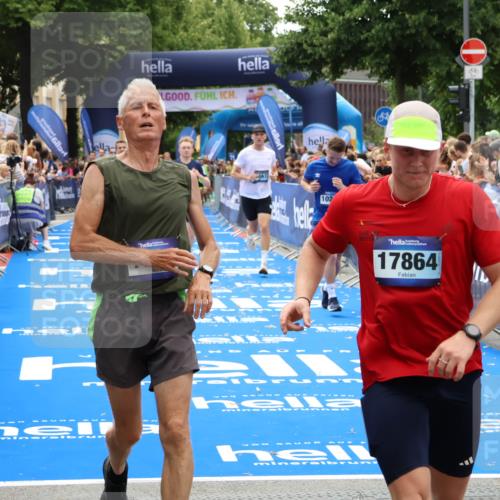29.06.2025 - hella hamburg halbmarathon Zöllner http://msf.ph/oto/8184831 29.06.2025 10:42:11 Ziel 1441, 5682, 7765, 10216, 11417, 12098, 16677, 17363, 17864, 18772 meine-sportfotos.de
