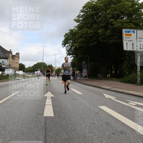29.06.2025 - hella hamburg halbmarathon Yannick Fuchs http://msf.ph/oto/8184884 29.06.2025 10:29:20 20KM 1002, 4477, 5048, 5152, 5550, 6169, 6878, 7628, 7884, 8395, 9519, 9686, 11202, 11230, 11661, 14069, 14388, 15902, 16417, 17014, 18026, 18837 meine-sportfotos.de