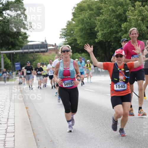 29.06.2025 - hella hamburg halbmarathon Jannik Wohlers http://msf.ph/oto/8185139 29.06.2025 10:23:28 Lombardsbrücke 1444, 1545, 2125, 2489, 4122, 4597, 4646, 4990, 5055, 5258, 5260, 5358, 5661, 6747, 7013, 8031, 8141, 8149, 8181, 8502, 8676, 8717, 9217, 9603, 9715, 10649, 11044, 11415, 11454, 11793, 13149, 14521, 15739, 15853, 16331, 17385, 17513, 17595, 18091, 18314, 18745, 18998, 19017 meine-sportfotos.de