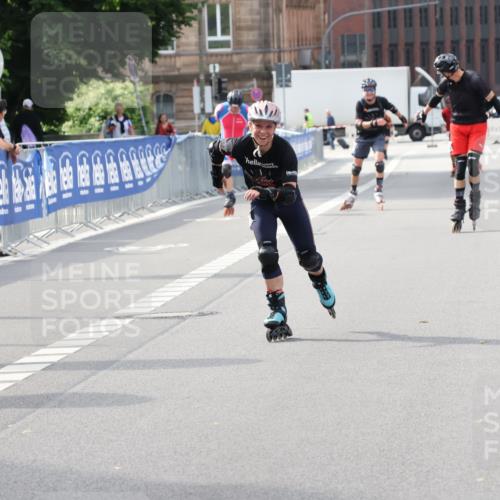 29.06.2025 - hella hamburg halbmarathon Strokosch-Dieckow http://msf.ph/oto/8185421 29.06.2025 09:25:39 Ziel 20005, 20172, 20174, 20423 meine-sportfotos.de