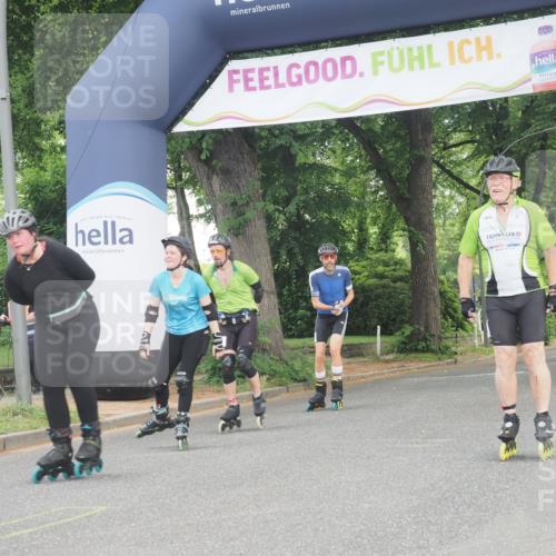29.06.2025 - hella hamburg halbmarathon KatJ http://msf.ph/oto/8185514 29.06.2025 09:24:39 Zwischen KM18-KM19  meine-sportfotos.de