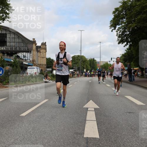 29.06.2025 - hella hamburg halbmarathon Yannick Fuchs http://msf.ph/oto/8185702 29.06.2025 10:29:33 20KM 1002, 1217, 1562, 4477, 5048, 5152, 6169, 6878, 7628, 7972, 8395, 8864, 9686, 11661, 12204, 12369, 14069, 14388, 14603, 15991, 16140, 16712, 16963, 17014, 18419, 19022 meine-sportfotos.de