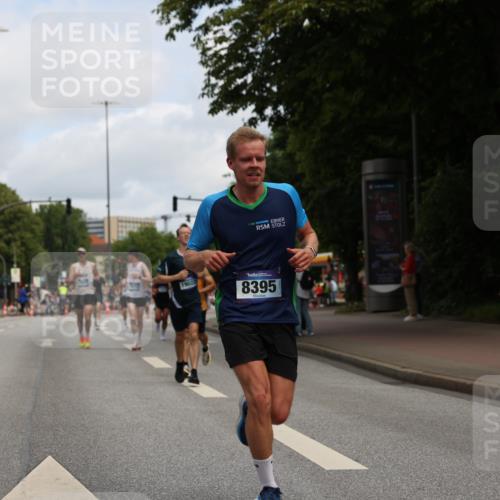29.06.2025 - hella hamburg halbmarathon Yannick Fuchs http://msf.ph/oto/8185906 29.06.2025 10:29:38 20KM 1002, 1217, 1562, 4477, 5048, 5152, 6169, 6878, 7972, 8395, 8864, 8901, 9686, 12204, 12369, 14069, 14388, 14603, 14952, 15391, 15991, 16140, 16712, 16963, 17014, 17643, 18419, 19022 meine-sportfotos.de