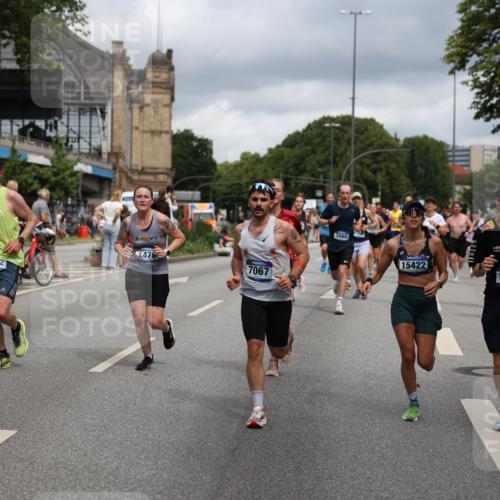 29.06.2025 - hella hamburg halbmarathon Yannick Fuchs http://msf.ph/oto/8185938 29.06.2025 10:43:35 20KM 1094, 1342, 1381, 1476, 2013, 2504, 2516, 2592, 2596, 2706, 2878, 2889, 2937, 3060, 3692, 4017, 4832, 5460, 5705, 6158, 7067, 7297, 7332, 8112, 8437, 8821, 9038, 9126, 9200, 9213, 9463, 9619, 9649, 9695, 9924, 9965, 10184, 11340, 11519, 11579, 11779, 11819, 11977, 12035, 12094, 12271, 12421, 12670, 13233, 13688, 13690, 14526, 15422, 15523, 16114, 16369, 16627, 16653, 16731, 16891, 17173, 17632, 17753, 18058, 18842, 18926, 19109 meine-sportfotos.de