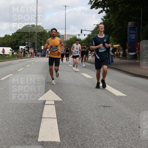 29.06.2025 - hella hamburg halbmarathon Yannick Fuchs http://msf.ph/oto/8186002 29.06.2025 10:29:40 20KM 1217, 1562, 4477, 5048, 5152, 6169, 7867, 7972, 8395, 8864, 8901, 9686, 12204, 12369, 14069, 14388, 14603, 14629, 14952, 15391, 15991, 16140, 16712, 16811, 16963, 16964, 17643, 18220, 18419, 19022 meine-sportfotos.de