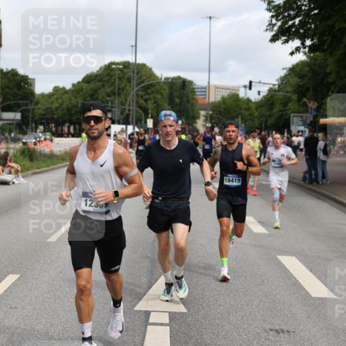 29.06.2025 - hella hamburg halbmarathon Yannick Fuchs http://msf.ph/oto/8186324 29.06.2025 10:29:47 20KM 1217, 1562, 4740, 5269, 5554, 6704, 7466, 7867, 7972, 8395, 8864, 8901, 10771, 11559, 12204, 12369, 12751, 14388, 14603, 14629, 14952, 15390, 15391, 15991, 16140, 16177, 16695, 16712, 16811, 16963, 16964, 17643, 17826, 18183, 18220, 18419, 19022 meine-sportfotos.de