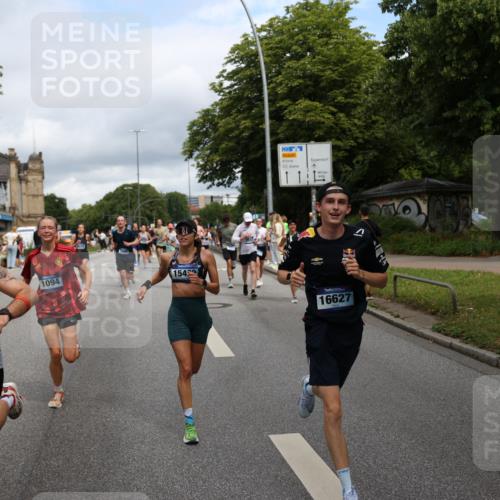 29.06.2025 - hella hamburg halbmarathon Yannick Fuchs http://msf.ph/oto/8186350 29.06.2025 10:43:36 20KM 1094, 1342, 1381, 1476, 2013, 2504, 2516, 2592, 2596, 2706, 2878, 2889, 2937, 3060, 3692, 4017, 4832, 5460, 5705, 6158, 7067, 7297, 7332, 8112, 8437, 8821, 9038, 9126, 9200, 9213, 9463, 9619, 9649, 9695, 9924, 9965, 10184, 11340, 11519, 11579, 11779, 11819, 11977, 12035, 12094, 12271, 12421, 12670, 13233, 13688, 13690, 14526, 15422, 15523, 16114, 16627, 16653, 16731, 16891, 17173, 17753, 18058, 18842, 18926, 19109 meine-sportfotos.de