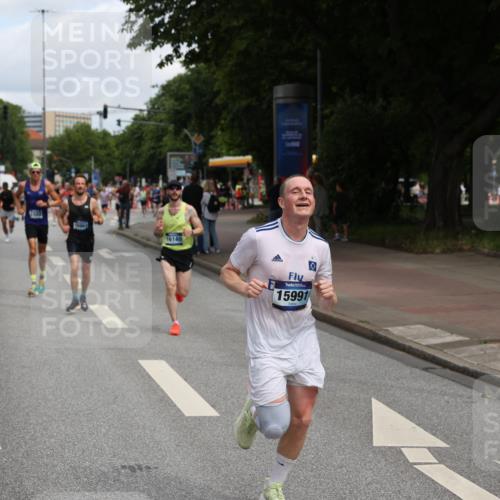 29.06.2025 - hella hamburg halbmarathon Yannick Fuchs http://msf.ph/oto/8186378 29.06.2025 10:29:49 20KM 57, 1217, 1562, 4740, 5269, 5554, 6704, 7466, 7867, 7972, 8864, 8901, 10771, 11559, 11898, 12204, 12369, 12751, 14603, 14629, 14952, 15390, 15391, 15991, 16140, 16177, 16695, 16712, 16811, 16963, 16964, 17022, 17643, 17826, 18183, 18220, 18419, 19022 meine-sportfotos.de
