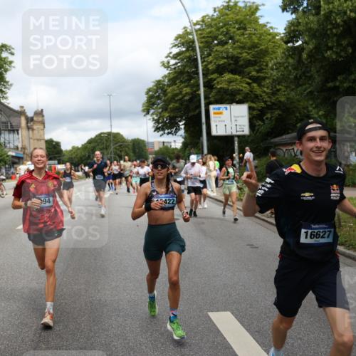 29.06.2025 - hella hamburg halbmarathon Yannick Fuchs http://msf.ph/oto/8186472 29.06.2025 10:43:37 20KM 1094, 1342, 1381, 1476, 2013, 2504, 2516, 2592, 2596, 2706, 2878, 2889, 2937, 3060, 3692, 4017, 4832, 5460, 6115, 6158, 7067, 7297, 7332, 8112, 8437, 8821, 9038, 9126, 9200, 9213, 9463, 9619, 9649, 9695, 9924, 9965, 10184, 11340, 11519, 11819, 11977, 12035, 12094, 12271, 12421, 12670, 13233, 13688, 13690, 14526, 15422, 15523, 16114, 16627, 16653, 16731, 16891, 17753, 17908, 18058, 18842, 18926, 19109 meine-sportfotos.de