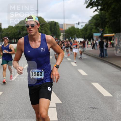 29.06.2025 - hella hamburg halbmarathon Yannick Fuchs http://msf.ph/oto/8186475 29.06.2025 10:29:53 20KM 57, 1217, 1344, 1562, 4740, 4944, 5269, 5554, 6704, 7466, 7867, 7972, 8901, 10771, 11559, 11898, 12204, 12369, 12751, 14603, 14629, 14952, 15390, 15391, 15991, 16140, 16177, 16695, 16712, 16811, 16963, 16964, 17022, 17643, 17826, 18183, 18220, 18237, 18419, 19022 meine-sportfotos.de