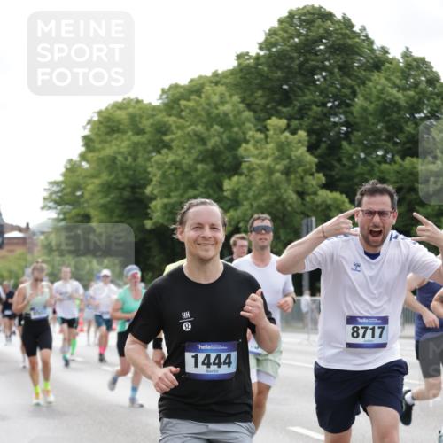 29.06.2025 - hella hamburg halbmarathon Jannik Wohlers http://msf.ph/oto/8186721 29.06.2025 10:23:36 Lombardsbrücke 1389, 1444, 1545, 2489, 3013, 3185, 3579, 4122, 4597, 4990, 4993, 5039, 5055, 5258, 5260, 5358, 5661, 5954, 7013, 7426, 8141, 8149, 8502, 8717, 9217, 9603, 11044, 11306, 11347, 11415, 11454, 14433, 14439, 15352, 17414, 17513, 17595, 18091, 18210, 18314, 18745, 18998, 19017 meine-sportfotos.de