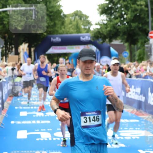 29.06.2025 - hella hamburg halbmarathon Zöllner http://msf.ph/oto/8186877 29.06.2025 10:43:28 Ziel 2653, 3146, 3928, 5436, 5506, 8664, 9931, 10237, 13348, 15921, 16720, 17391, 18274, 18942, 18987, 19009, 19051 meine-sportfotos.de