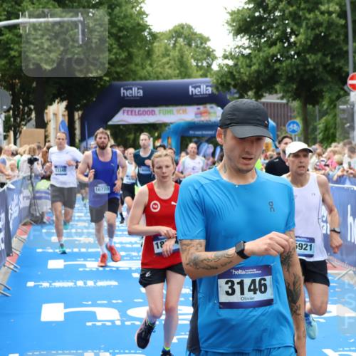 29.06.2025 - hella hamburg halbmarathon Zöllner http://msf.ph/oto/8186889 29.06.2025 10:43:28 Ziel 2653, 3146, 3928, 5436, 5506, 8664, 9931, 10237, 13348, 15921, 16720, 17391, 18274, 18942, 18987, 19009, 19051 meine-sportfotos.de