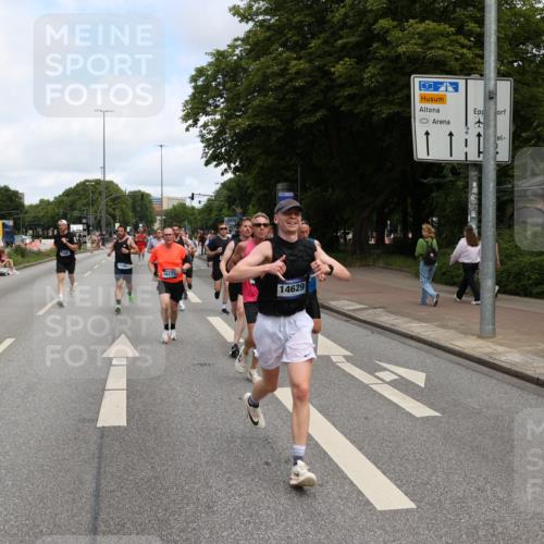 29.06.2025 - hella hamburg halbmarathon Yannick Fuchs http://msf.ph/oto/8186896 29.06.2025 10:30:02 20KM 57, 1344, 4050, 4740, 4944, 5269, 5554, 6704, 7466, 7867, 8901, 10771, 11559, 11898, 12044, 12204, 12751, 14629, 14841, 14952, 15390, 15391, 15931, 16177, 16695, 16811, 16963, 16964, 17022, 17643, 17826, 18183, 18220, 18237 meine-sportfotos.de