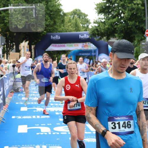 29.06.2025 - hella hamburg halbmarathon Zöllner http://msf.ph/oto/8186899 29.06.2025 10:43:29 Ziel 2653, 3928, 5124, 5436, 5506, 7635, 8664, 9931, 10237, 13348, 15921, 16720, 17391, 18274, 18810, 18942, 18987, 19009, 19051 meine-sportfotos.de