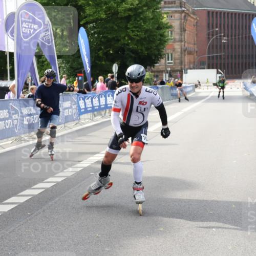 29.06.2025 - hella hamburg halbmarathon Strokosch-Dieckow http://msf.ph/oto/8186977 29.06.2025 09:27:17 Ziel 20040, 20106, 20221, 20292 meine-sportfotos.de