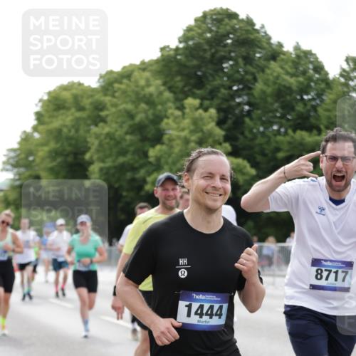 29.06.2025 - hella hamburg halbmarathon Jannik Wohlers http://msf.ph/oto/8187016 29.06.2025 10:23:37 Lombardsbrücke 1389, 1444, 1545, 2489, 3013, 3185, 3579, 4122, 4597, 4990, 4993, 5039, 5055, 5258, 5260, 5358, 5661, 5954, 7013, 7426, 8141, 8149, 8502, 8717, 9217, 9603, 11044, 11306, 11347, 11415, 14433, 14439, 15352, 15456, 17262, 17414, 17513, 17595, 18091, 18210, 18745, 18998, 19017 meine-sportfotos.de