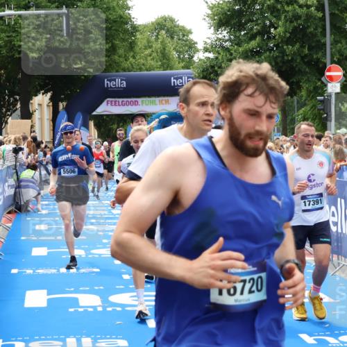 29.06.2025 - hella hamburg halbmarathon Zöllner http://msf.ph/oto/8187035 29.06.2025 10:43:32 Ziel 2653, 3928, 4080, 5124, 5436, 5506, 7635, 8664, 9931, 10237, 10246, 11648, 12623, 14484, 16338, 17391, 18513, 18775, 18810, 18942, 19009, 19051, 19229 meine-sportfotos.de