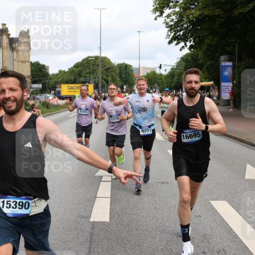29.06.2025 - hella hamburg halbmarathon Yannick Fuchs http://msf.ph/oto/8187065 29.06.2025 10:30:05 20KM 57, 1344, 1889, 4050, 4740, 4944, 5269, 5554, 6704, 7466, 7867, 8901, 10771, 11559, 11898, 12044, 12751, 13798, 14629, 14841, 15390, 15391, 15931, 16177, 16695, 16811, 16964, 17022, 17643, 17826, 18183, 18220, 18237 meine-sportfotos.de