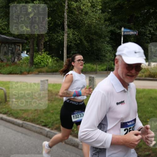 29.06.2025 - hella hamburg halbmarathon Yannick Fuchs http://msf.ph/oto/8187134 29.06.2025 10:43:40 20KM 1094, 1342, 1476, 2013, 2504, 2516, 2592, 2596, 2706, 2878, 2889, 2937, 3060, 3692, 4017, 4832, 5460, 5978, 6115, 6158, 7297, 7332, 7657, 8112, 8437, 9038, 9126, 9200, 9463, 9491, 9597, 9619, 9695, 9723, 9924, 9965, 10189, 11340, 11519, 11819, 11977, 12035, 12271, 12670, 13233, 13688, 13690, 14526, 14838, 15422, 15519, 15523, 16114, 16653, 16731, 16738, 16843, 16891, 17753, 17908, 18058, 18842, 18926, 18960, 19109 meine-sportfotos.de