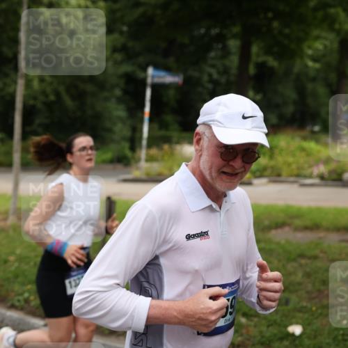 29.06.2025 - hella hamburg halbmarathon Yannick Fuchs http://msf.ph/oto/8187149 29.06.2025 10:43:40 20KM 1094, 1342, 1476, 2013, 2504, 2516, 2592, 2596, 2706, 2878, 2889, 2937, 3060, 3692, 4017, 4832, 5460, 5978, 6115, 6158, 7297, 7332, 7657, 8112, 8437, 9038, 9126, 9200, 9463, 9491, 9597, 9619, 9695, 9723, 9924, 9965, 10189, 11340, 11519, 11819, 11977, 12035, 12271, 12670, 13233, 13688, 13690, 14526, 14838, 15422, 15519, 15523, 16114, 16653, 16731, 16738, 16843, 16891, 17753, 17908, 18058, 18842, 18926, 18960, 19109 meine-sportfotos.de
