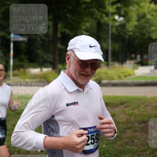 29.06.2025 - hella hamburg halbmarathon Yannick Fuchs http://msf.ph/oto/8187158 29.06.2025 10:43:40 20KM 1094, 1342, 1476, 2013, 2504, 2516, 2592, 2596, 2706, 2878, 2889, 2937, 3060, 3692, 4017, 4832, 5460, 5978, 6115, 6158, 7297, 7332, 7657, 8112, 8437, 9038, 9126, 9200, 9463, 9491, 9597, 9619, 9695, 9723, 9924, 9965, 10189, 11340, 11519, 11819, 11977, 12035, 12271, 12670, 13233, 13688, 13690, 14526, 14838, 15422, 15519, 15523, 16114, 16653, 16731, 16738, 16843, 16891, 17753, 17908, 18058, 18842, 18926, 18960, 19109 meine-sportfotos.de
