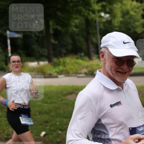 29.06.2025 - hella hamburg halbmarathon Yannick Fuchs http://msf.ph/oto/8187166 29.06.2025 10:43:40 20KM 1094, 1342, 1476, 2013, 2504, 2516, 2592, 2596, 2706, 2878, 2889, 2937, 3060, 3692, 4017, 4832, 5460, 5978, 6115, 6158, 7297, 7332, 7657, 8112, 8437, 9038, 9126, 9200, 9463, 9491, 9597, 9619, 9695, 9723, 9924, 9965, 10189, 11340, 11519, 11819, 11977, 12035, 12271, 12670, 13233, 13688, 13690, 14526, 14838, 15422, 15519, 15523, 16114, 16653, 16731, 16738, 16843, 16891, 17753, 17908, 18058, 18842, 18926, 18960, 19109 meine-sportfotos.de