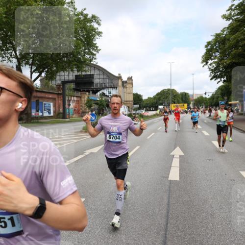 29.06.2025 - hella hamburg halbmarathon Yannick Fuchs http://msf.ph/oto/8187218 29.06.2025 10:30:07 20KM 57, 1344, 1889, 4050, 4740, 4944, 5269, 5554, 6704, 7466, 7867, 8901, 10771, 11559, 11898, 12044, 12751, 13798, 14629, 14841, 15390, 15391, 15931, 16177, 16695, 16811, 16964, 17022, 17643, 17826, 18183, 18220, 18237 meine-sportfotos.de