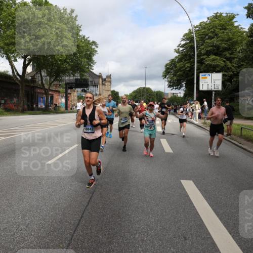 29.06.2025 - hella hamburg halbmarathon Yannick Fuchs http://msf.ph/oto/8187254 29.06.2025 10:43:41 20KM 1342, 1476, 2013, 2504, 2516, 2592, 2596, 2706, 2878, 2889, 2937, 3060, 3692, 4017, 4832, 5460, 5978, 6115, 6158, 7100, 7297, 7332, 7657, 8112, 8437, 9038, 9126, 9200, 9463, 9491, 9597, 9619, 9695, 9723, 9924, 9965, 10189, 11340, 11519, 11819, 11977, 12035, 12271, 12670, 13233, 13688, 13690, 14526, 14838, 15422, 15519, 15523, 16114, 16653, 16731, 16738, 16843, 16877, 16891, 17753, 17908, 18058, 18842, 18926, 18960, 19109 meine-sportfotos.de
