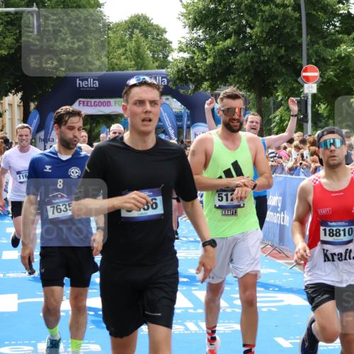 29.06.2025 - hella hamburg halbmarathon Zöllner http://msf.ph/oto/8187289 29.06.2025 10:43:37 Ziel 3116, 4080, 5124, 5436, 7635, 9931, 10246, 11648, 12623, 13996, 14484, 14690, 16338, 17912, 18513, 18775, 18810, 19229 meine-sportfotos.de