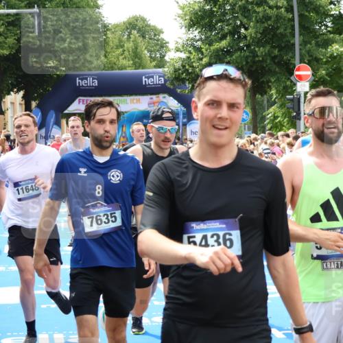 29.06.2025 - hella hamburg halbmarathon Zöllner http://msf.ph/oto/8187319 29.06.2025 10:43:38 Ziel 3116, 4080, 5124, 7635, 10246, 11648, 12623, 13996, 14484, 14690, 16338, 17912, 18449, 18513, 18775, 18810, 19229 meine-sportfotos.de